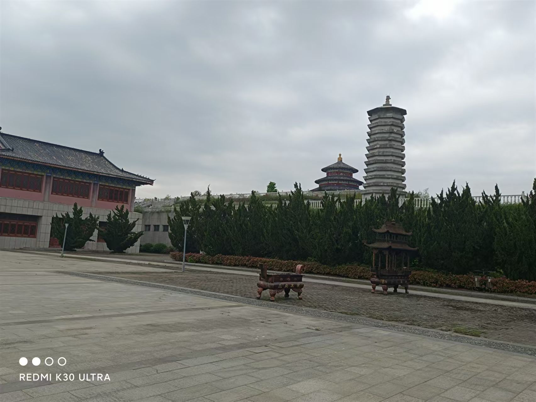 汉口武汉陵园合墓和单墓墓地价格有区别吗？