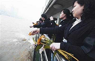 武汉汉阳江葬服务服务哪里有？武汉江葬如何办理节约钱一些？
