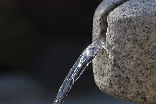 梦见泉水